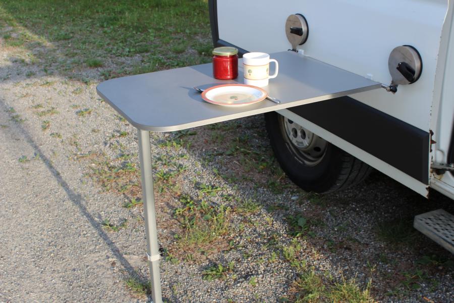 Campingtisch Saugnapf-Halteschiene klappbar
